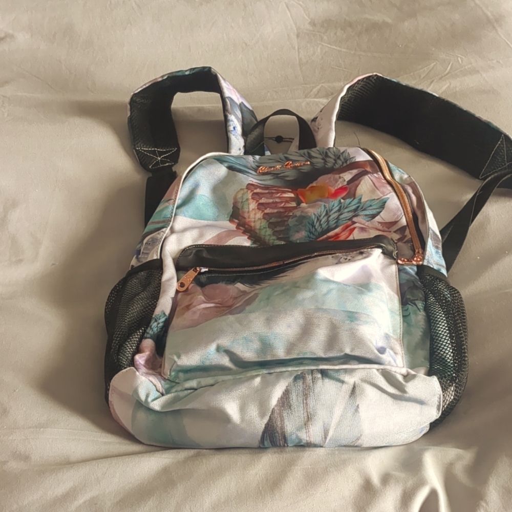 Robert Graham Feather Weight Backpack